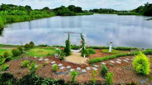 Tiny Island Lake Lodge