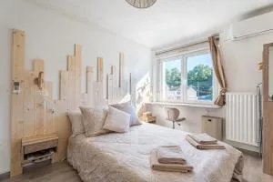 Chambre Lucie - 2 SDB - Balcon - Parking - WIFI - Conflans-en-Jarnisy