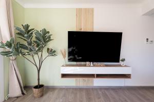 Chambre Jessy 20m - 2 SDB - Balcon - WIFI - Park