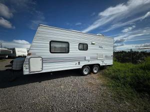 Casa Movil-TRAILA TIERRA ROJA