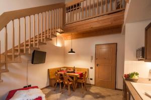 Apartment - Split Level