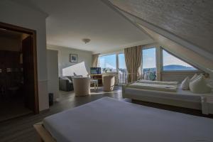 Triple Room room in Hotel Schneider