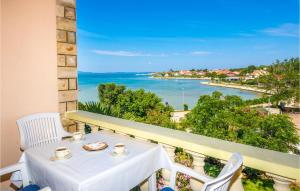 1 Bedroom Stunning Apartment In Privlaka 