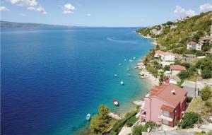 Nice Apartment In Stanici With Kitchenette 