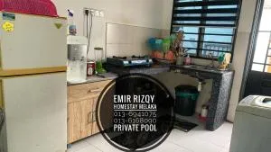 EmirRizqy Homestay Melaka - Kampong Padang Keladi