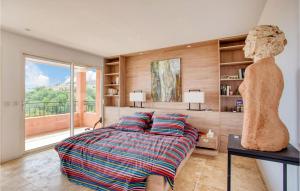 Maisons de vacances Stunning Home In Les Adrets-De-L'estere : photos des chambres