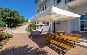 Beautiful Apartment In Rijeka With Wifi