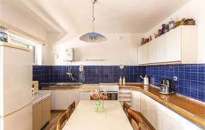 Apartment Makarska With Sea View 5