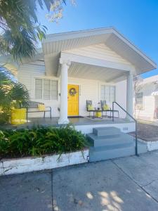 No Ho yellow door bungalow