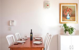 Apartment Makarska With Sea View 02