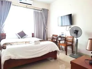 68 ĐỒNG HẢI HOTEL - Xóm Ðé