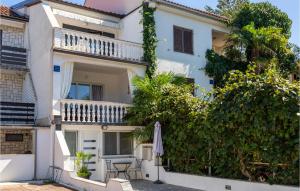 2 Bedroom Amazing Apartment In Malinska