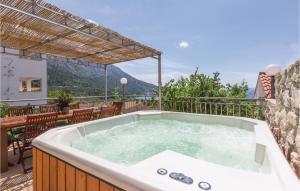 Holiday Home Strada Bb Iii