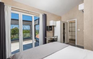 Amazing Home In Sveti Ivan Dobrinjski