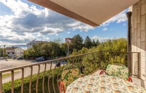 Lovely Apartment In Jadranovo With Wifi