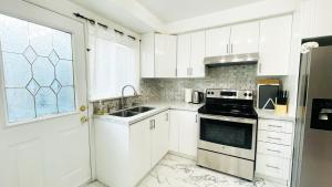 Home near Toronto Pearson Airport