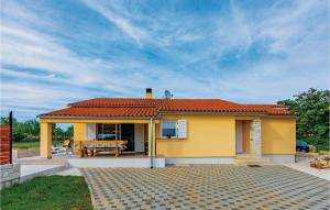 Holiday Home Sarici With A Fireplace 205