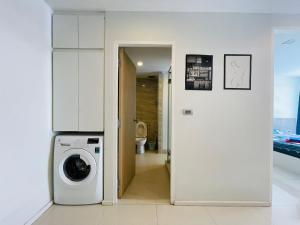 The Urban Attitude & One Bedroom