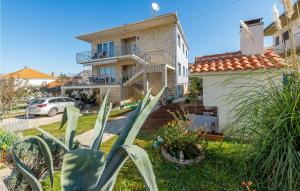 Cozy Apartment In Zadar