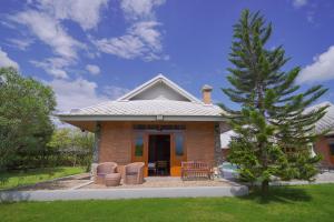 The Wes Village, incl free Breakfast & 100 THB food gift