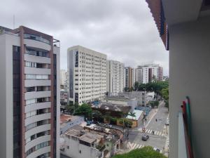 Studio Completo em Moema ao lado do Shopping Ibirapuera