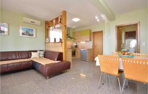 Amazing Home In Maslenica With Kitchen