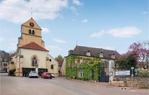 Maisons de vacances Beautiful Home In Volnay With Wifi : photos des chambres