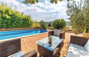 Stunning Apartment In Supetarska Draga