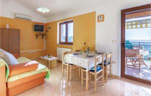 One-Bedroom Apartment In Vodnjan