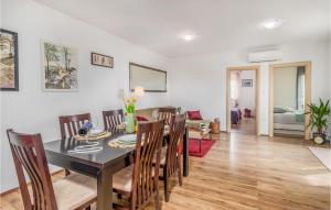 Awesome Apartment In Novi Vinodolski