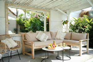 Villa Piece Of Peace private 3BR with large pool and garden