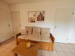 Maison avec piscine, tennis