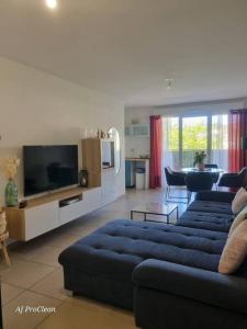 La Petite Cigale, grand balcon à 10min du Circuit Paul Richard et 15min de la mer - By AURAconciergerie - 3hvězdičkové hotely ve městě Le Beausset