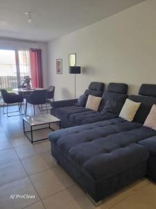 Appartements La Petite Cigale, grand balcon a 10min du Circuit Paul Richard et 15min de la mer - By AURAconciergerie : Appartement 2 Chambres