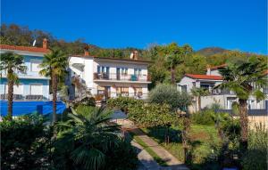 1 Bedroom Amazing Apartment In Lovran 