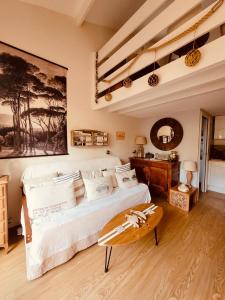 Cocon entre presquîle du Cap Ferret et plages océanes - terrasse - 1 vélo gratuit