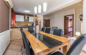 Pet Friendly Home In Bibinje With Wifi 