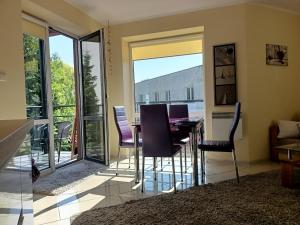 Komfortowy 3-pokojowy apartament 6 osobowy, 70m od morza w Ustroniu Morskim z basenem w sezonie