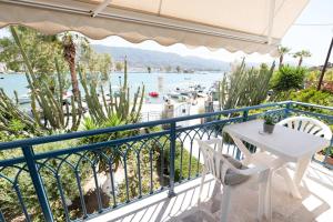 Vassia's B rooms - 3hvězdičkové hotely ve městě Poros