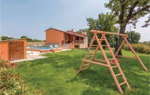 Three-Bedroom Holiday Home In Vodnjan