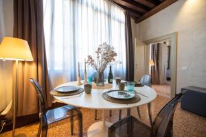 Venice Dream - Il più centrale, idromassaggio in camera, ascensore - 10 min da Rialto e San Marco