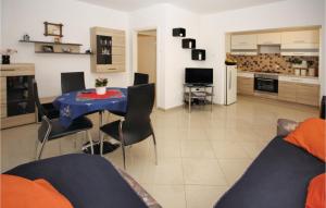 Awesome Apartment In Pula With Wifi 