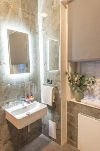 Adams Apartment - Great Price & Best Location