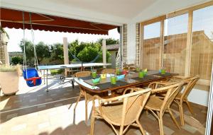 Gorgeous Home In Pula