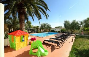 Gorgeous Home In Pula