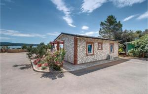 Beach Front Home In Nerezine With Jacuzzi 