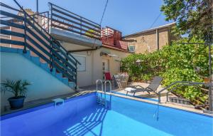 Lovely Home In Pinezici