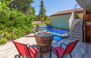 Lovely Home In Pinezici