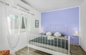 Lovely Home In Pinezici