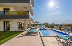 Pet Friendly Apartment In Malinska 